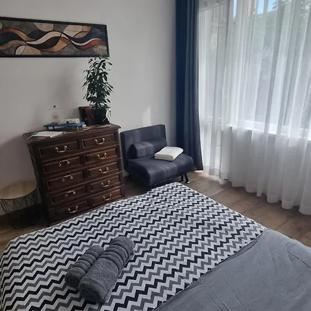 студио за двама с паркинг-център,морска градина,плаж Apartman Várna