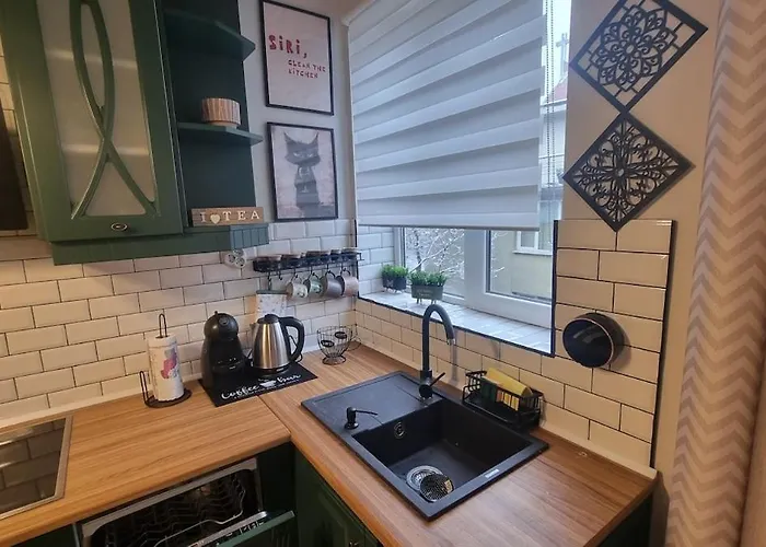 Apartman студио за двама с паркинг-център,морска градина,плаж *