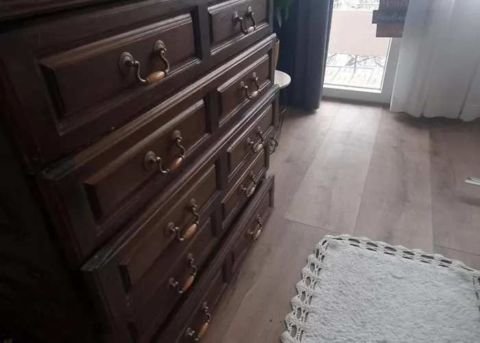 студио за двама с паркинг-център,морска градина,плаж Apartman *