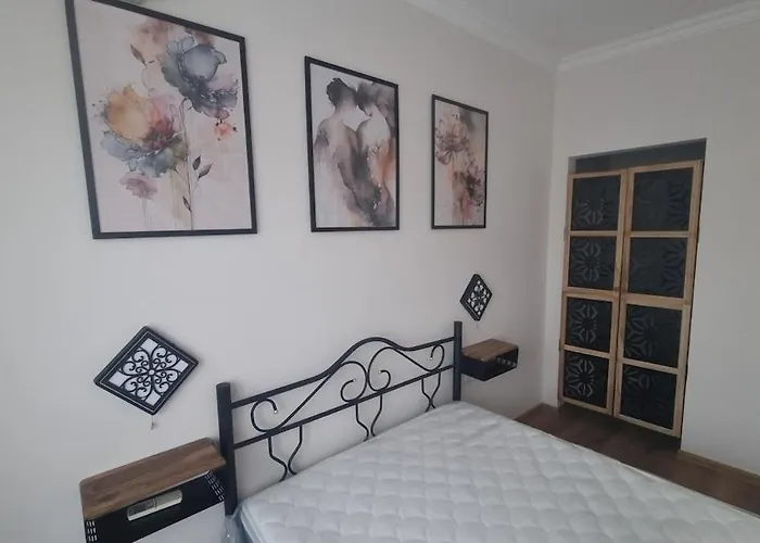 студио за двама с паркинг-център,морска градина,плаж