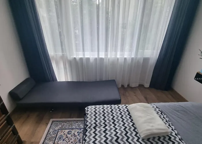 студио за двама с паркинг-център,морска градина,плаж Apartman *