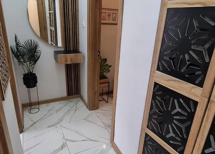 Apartman студио за двама с паркинг-център,морска градина,плаж Várna