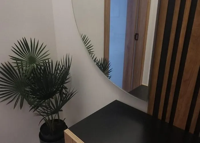 Apartman студио за двама с паркинг-център,морска градина,плаж Várna