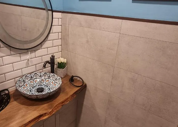 студио за двама с паркинг-център,морска градина,плаж