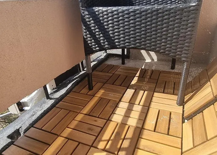 студио за двама с паркинг-център,морска градина,плаж Apartman