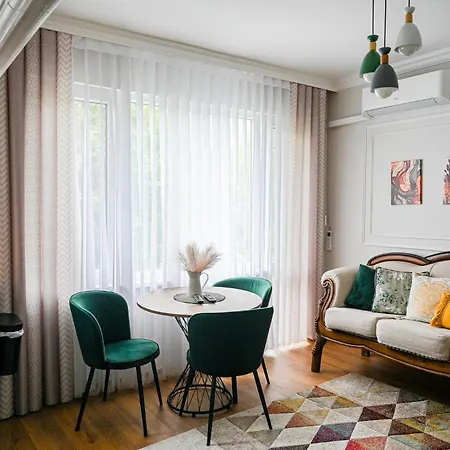 Апартамент За Двама С Паркинг-Център,Морска Градина,Плаж - Varna Mood Vibes Apartment