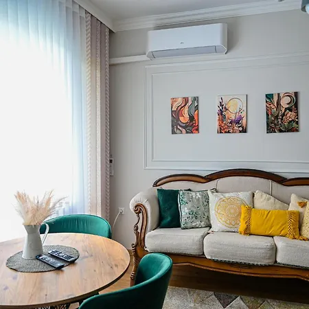 Апартамент За Двама С Паркинг-Център,Морска Градина,Плаж - Varna Mood Vibes Apartment