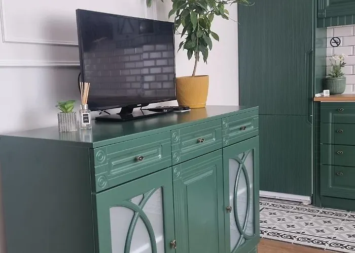 студио за двама с паркинг-център,морска градина,плаж