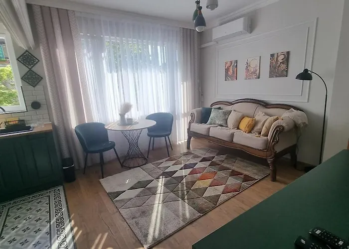 студио за двама с паркинг-център,морска градина,плаж Варна