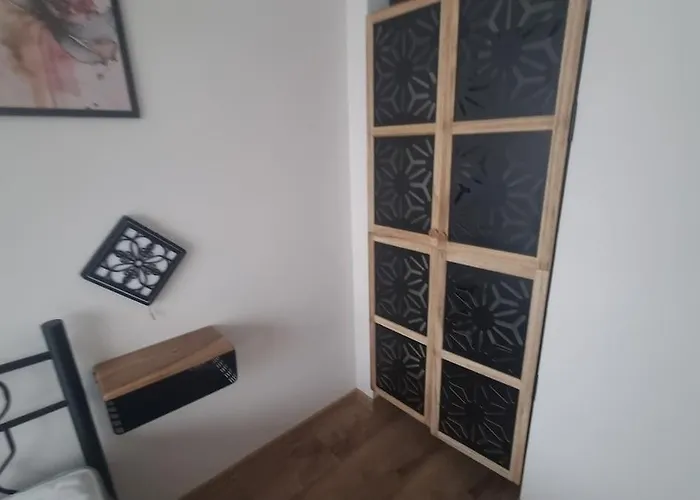 студио за двама с паркинг-център,морска градина,плаж * Варна