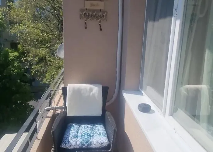 студио за двама с паркинг-център,морска градина,плаж * Варна